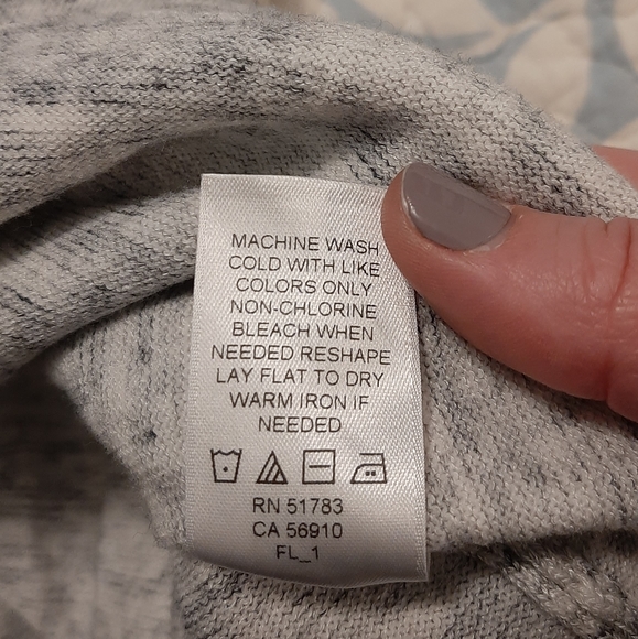 Maurices size XL grey surplice shirt - Picture 4 of 7